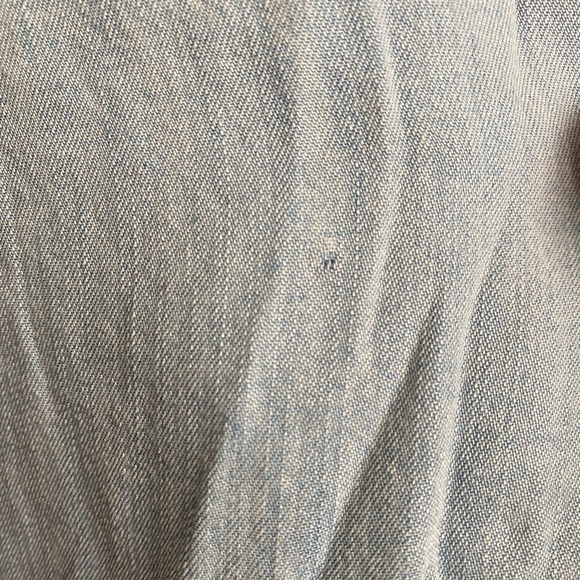 💥Celebrity Pink Light Denim Chambray Short Sleeve Button Down Lightweight Top M - Picture 11 of 11